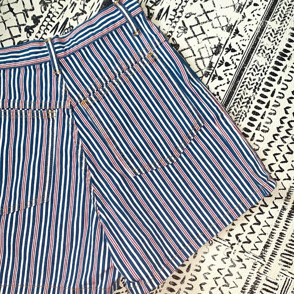Niki-Lee Red, White And Blue Striped Shorts - Picture 6 of 7